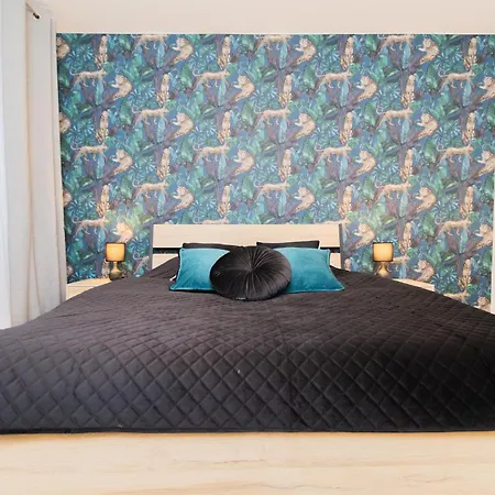 Glow Apartments, Luna Srodmiescie Апартаменти