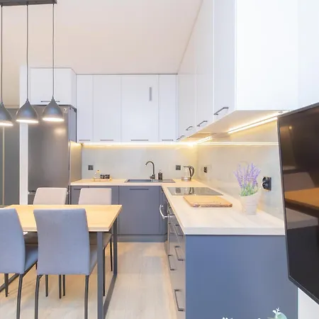 Glow Apartments, Luna Srodmiescie *